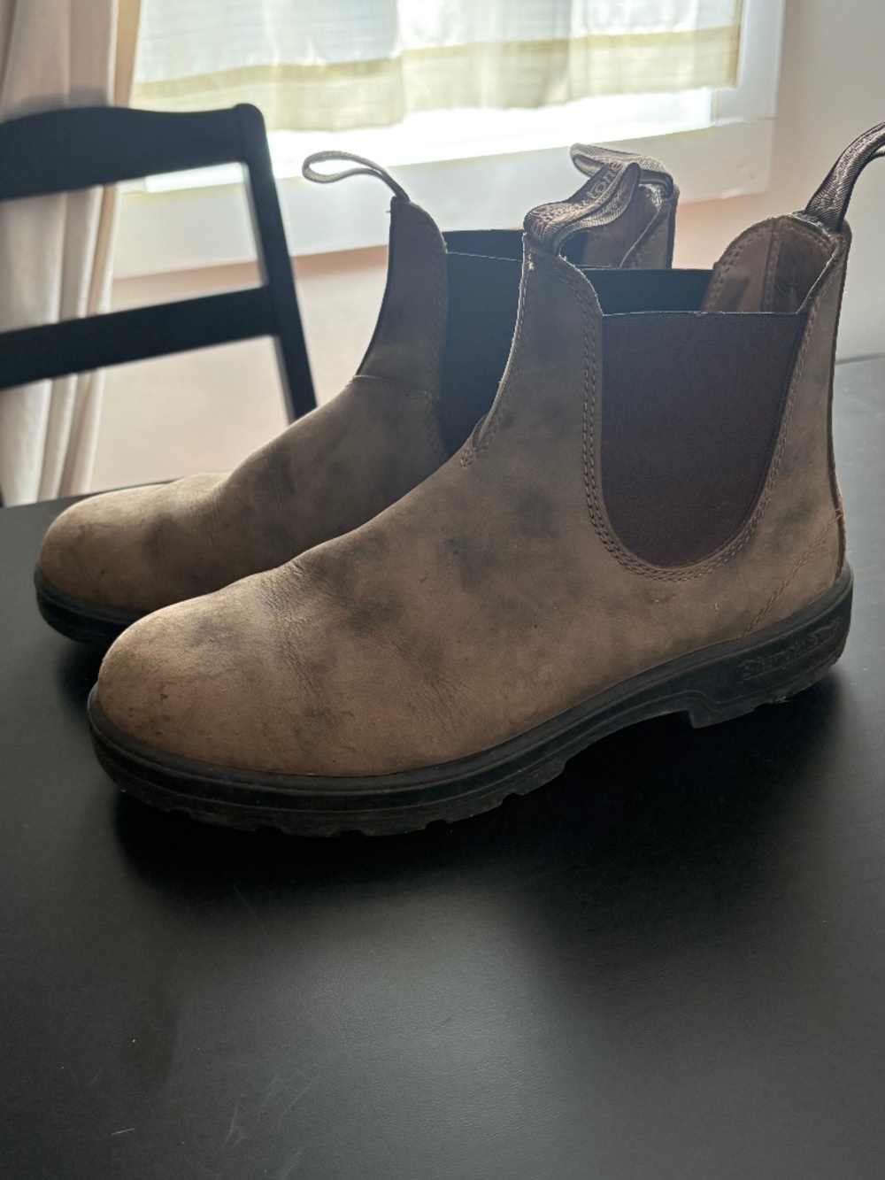 Men’s Blundstone Classic Chelsea Boot Suede Size 8